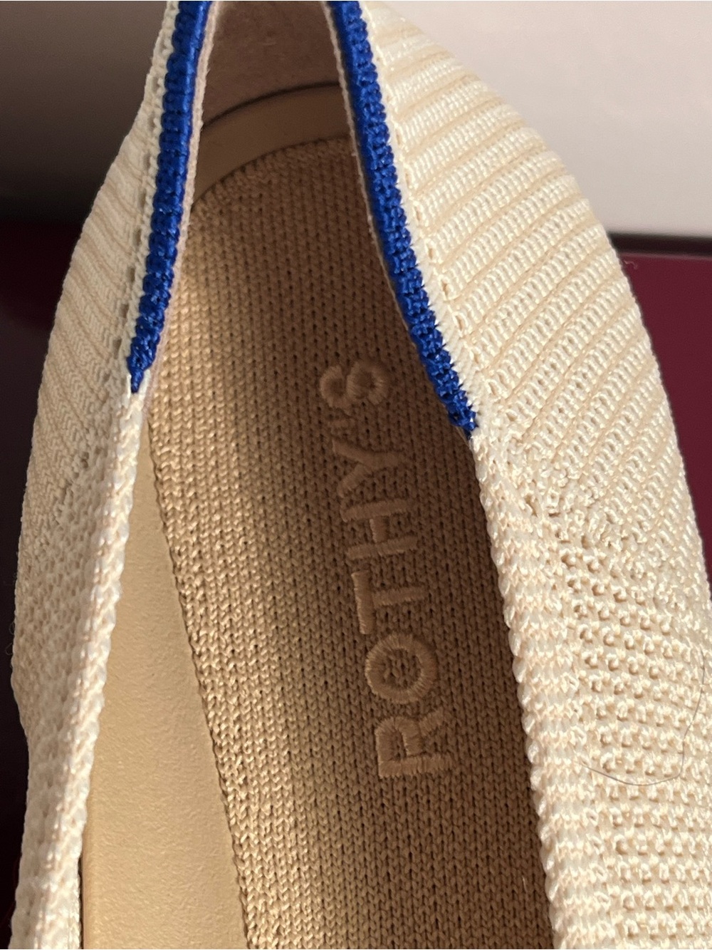 Rothy's Pointed Knit Ballet Flat in Cream with Blue Trim size 8 1/2 💙💙 - Picture 2 of 6
